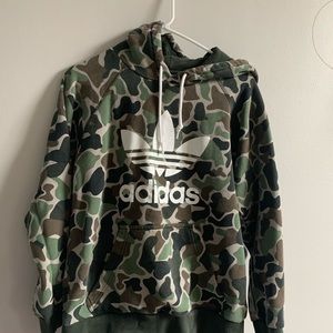 Camp adidas hoodie